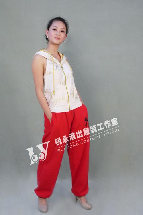 南宁服装出租就在锐永